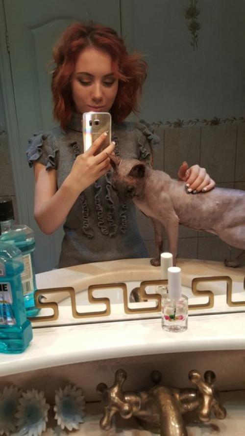 Меня с детства мама учила: надевай такое белье, чтобы, в случае чего, не стыдно было раздеться. 01