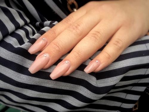 Можно мнение и сколько бы вы за такой маникюр взяли? 03