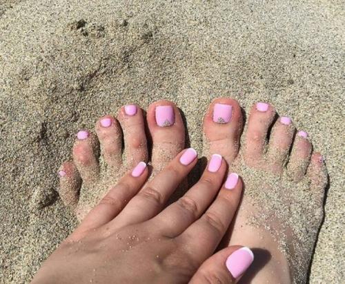 Девочки на ступила осень мы продлили акцию успей записаться? 05