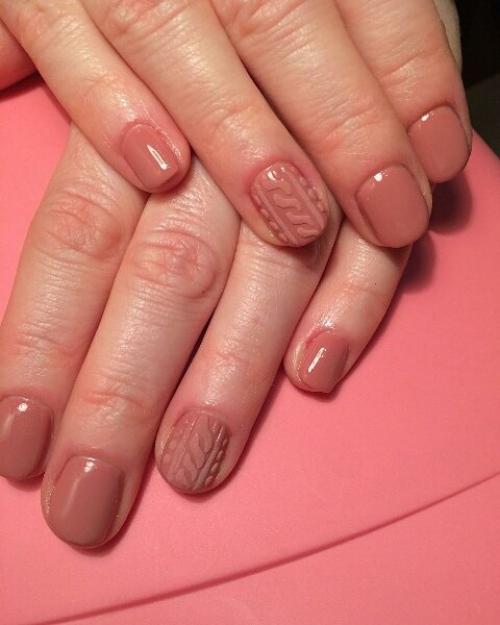 Девчонки делаю наращивание ногтей, на формы Акрилом, Гелем, био'Гелем, на Типсы цены доступные? 08