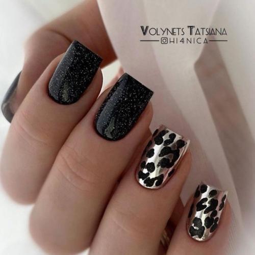 Черный цвет в маникюре может быть практичным в разных ситуациях, но это зависит от обстоятельств и предпочтений. 03