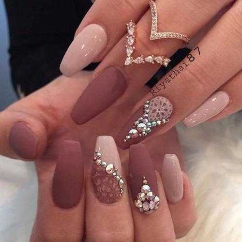 Какие ногти понравились больше, а какие - меньше всех? 05