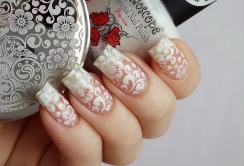 Кружева маникюру нежности и естественной красоты придадут. 02