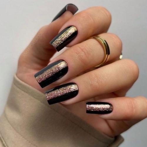 Черный маникюр - это не только стильный выбор, но и предмет интересных фактов: 01