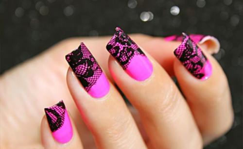 Кружева маникюру нежности и естественной красоты придадут. 01