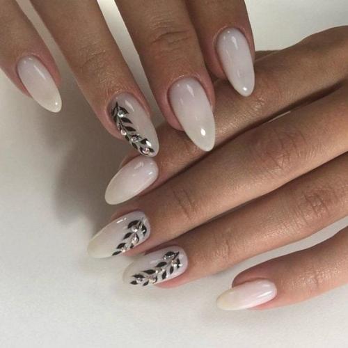 Milky Nails или просто Молочные Ногти. 09