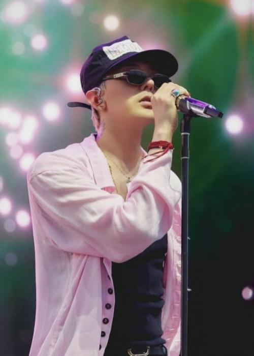 GD признаётся, что он осознает, что его стиль иногда переходит границы. 06