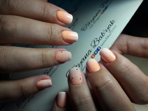 Какие особенности Омбре маникюра? 01 Какие особенности Омбре маникюра? 01