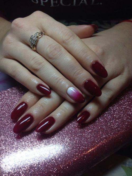 Критику) роблю в гуртожитку дівчатам, без манікюру, тільки покриття і дизайн. 01