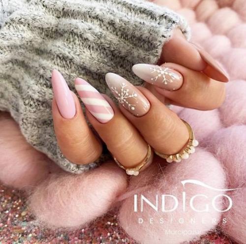 Идеи зимнего маникюра на длинные ногти. 05
