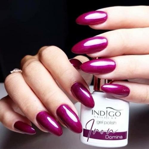 Невероятные новинки модного маникюра бордового цвета. 01