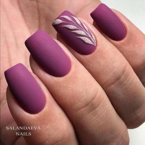 Невероятные новинки модного маникюра бордового цвета. 02