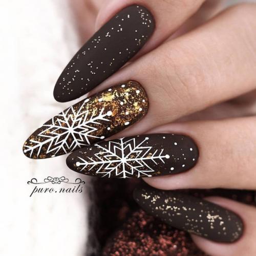 Новогодние рисунки на ногтях. 06