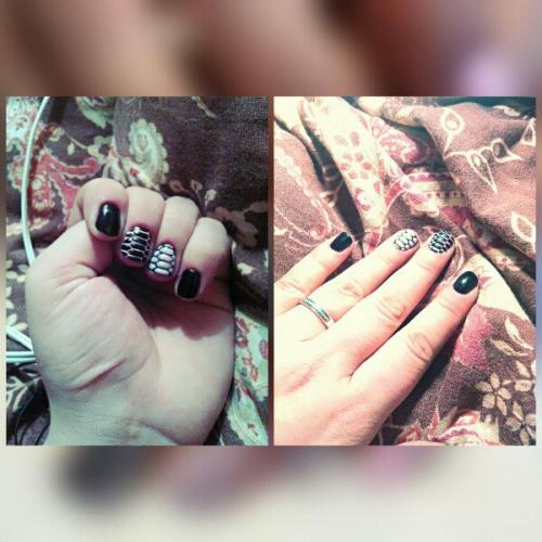 Девочки занимаюсь гель лаком месяц, хотелось бы услышать критику. 02