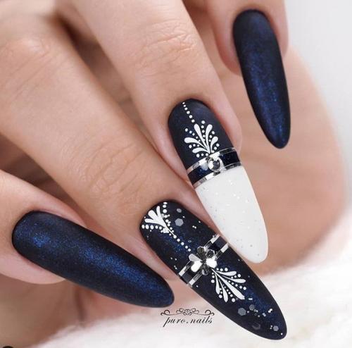 Подборка новогоднего синего маникюра. 02