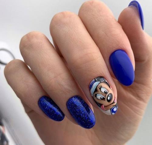 Подборка новогоднего синего маникюра. 04