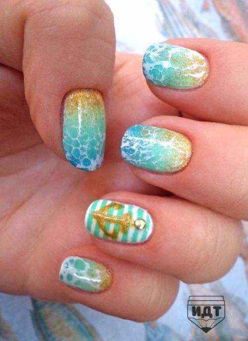 Мы делаем эффектный маникюр Морская Пена? 09