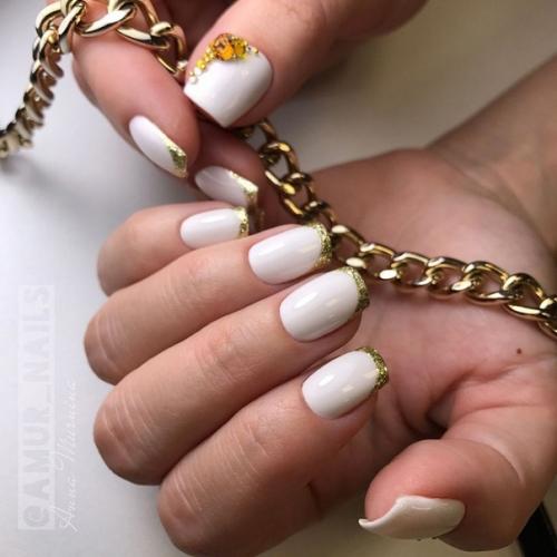 Маникюр для настоящей зимней красавицы. 03