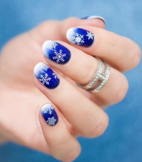 Подборка новогоднего синего маникюра. 08