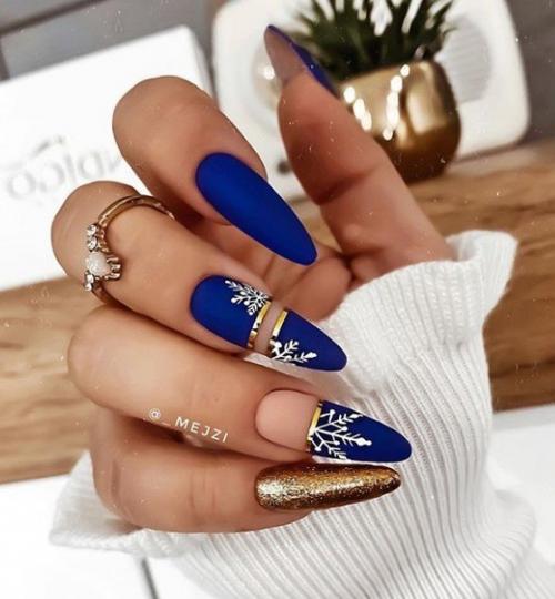 Подборка новых Идей дизайна маникюра в синем цвете. 06
