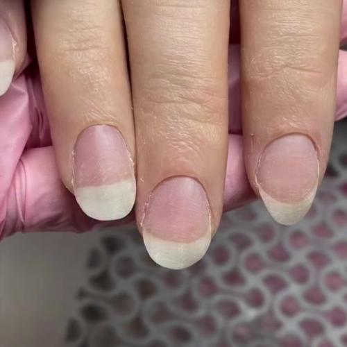 Доброго дня!  Прошу советов по работе с подобными ногтями и оцените пожалуйста результат.  