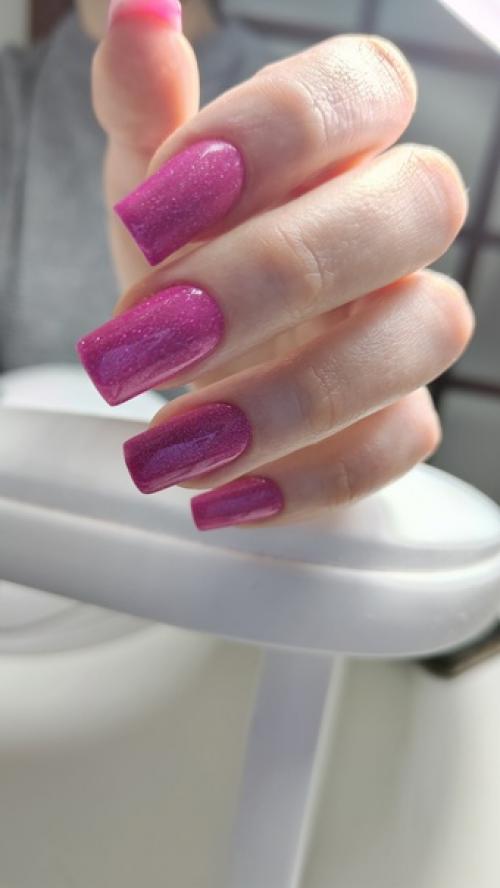 Пока еду домой после Адского, пилежного понедельника, покажу что мы сделали девочке с красивыми пальчиками и как исправили некий ужас ее маникюра. 04