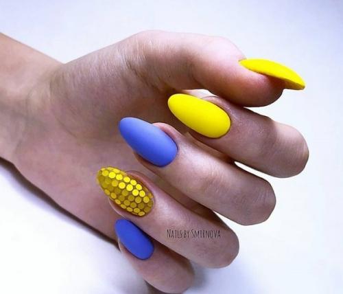 Камифубуки на ногтях с матовым эффектом. 07