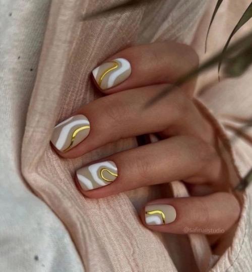 Красивый маникюр на короткие ногти. 08