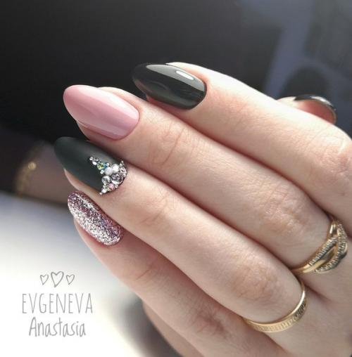 Девушки, оцените пожалуйста работы. 06