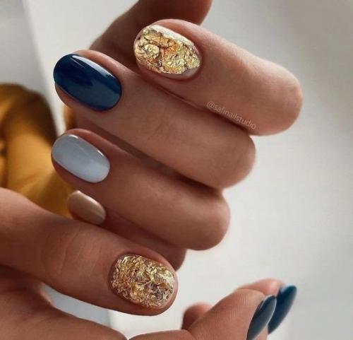 Красивый маникюр на короткие ногти. 05