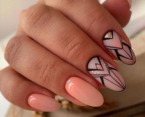 Маникюр с геометрическим рисунком. 02
