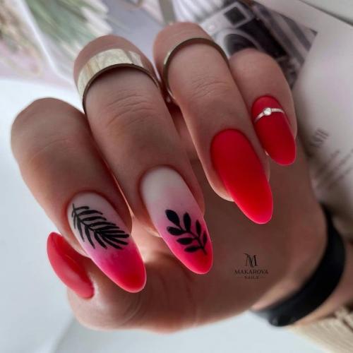 Самый красивый маникюр весны 2023. 01