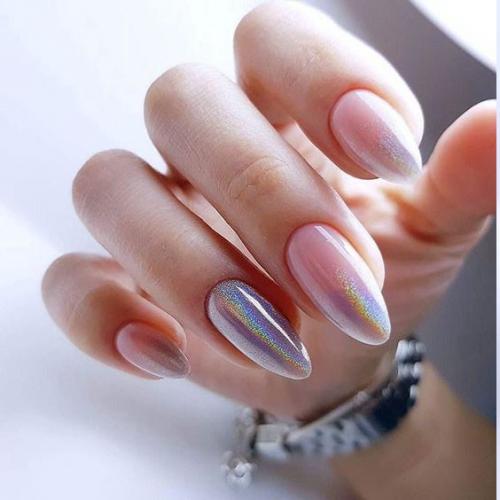 Втирка шикарно смотрится в сочетании с любым цветом, но особенно выигрышно - с нежно-розовыми оттенками. 01