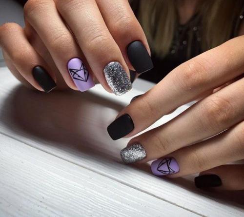 Маникюр с геометрическим рисунком. 07