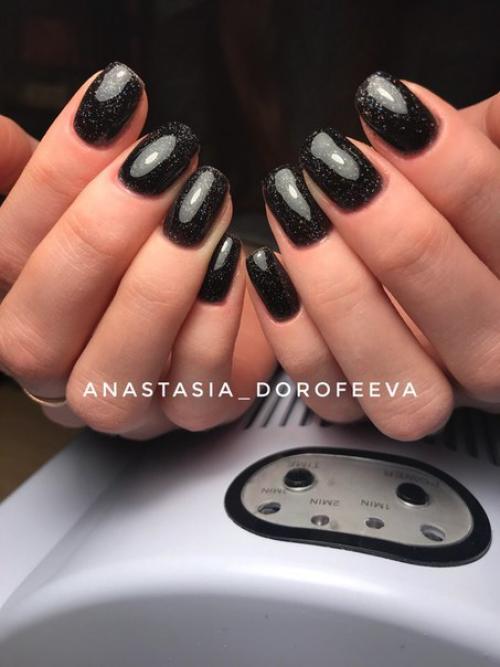 Девочки, занимаюсь ногтями с октября 2017. 02