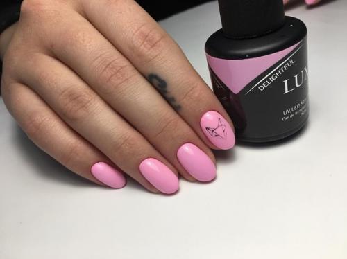 Маникюр с геометрическим рисунком. 04