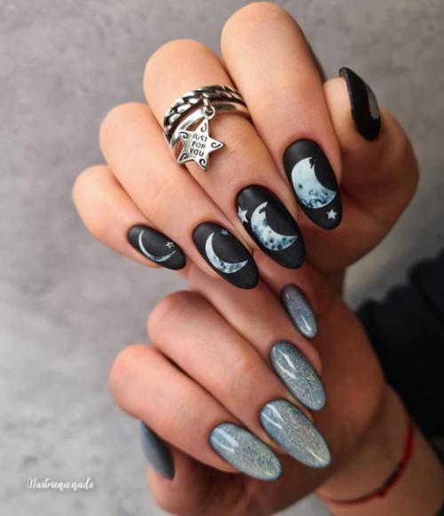 Я не Смогла Определиться, Поэтому на Левой Руке у Меня Оранжевые Цветочки, а на Правой - Черный Цвет и Черепа. 01