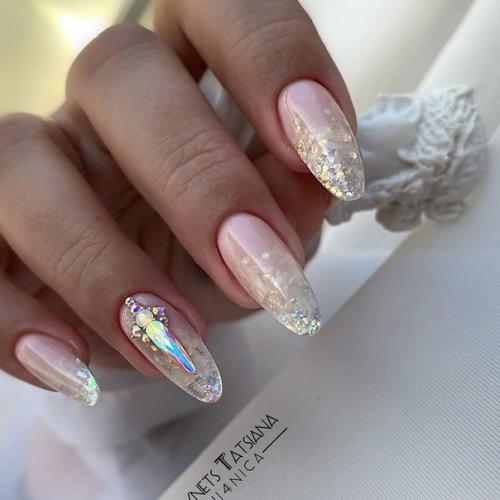 Самый красивый маникюр весны 2023. 03