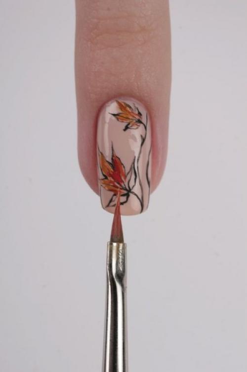 Маникюр Листики.  Что тебе понадобится: 05