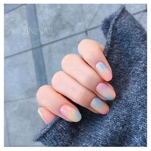 Давайте сегодня немного поговорим о маникюре? 05