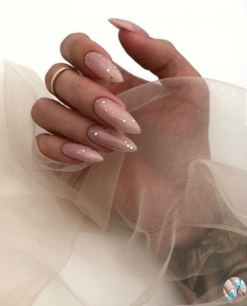 Девoчки, выpучaйте.  Маникюр ногти маникюртренд ноготочки. 05