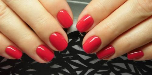 Анонимно, пожалуйста.  Только и читаю: начинающий мастер, мастер маникюра, мастер педикюра. 01