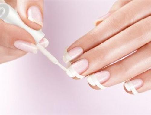 Французский маникюр?  Французский маникюр - явление из разряда вечных ценностей, как маленькое черное платье или сумка Биркин. 02