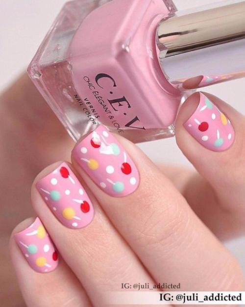 Модный маникюр: 8 нежных вариантов на весну. 05