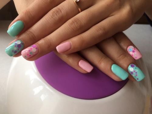 Красотки!  Требуются модели на аппаратный маникюр покрытие гель - лак дизайн за расходники. 07