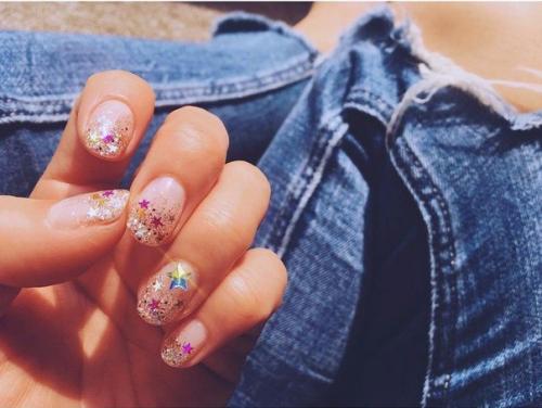 Модный маникюр: 8 нежных вариантов на весну. 03