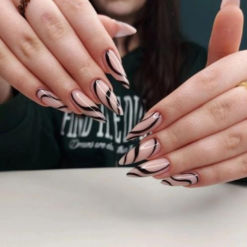 Лучшие идеи маникюра на длинные ногти. 07