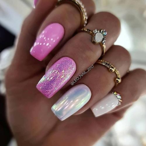 Розовый маникюр с дизайном. 06