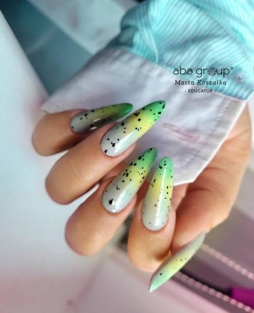 Лучшие идеи маникюра на длинные ногти. 08