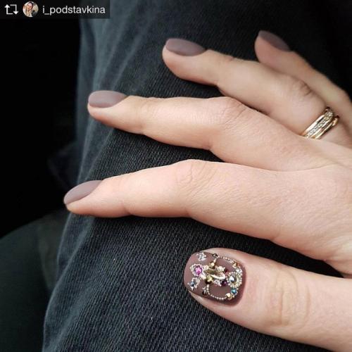 Подборка маникюра в коричневом цвете. 08